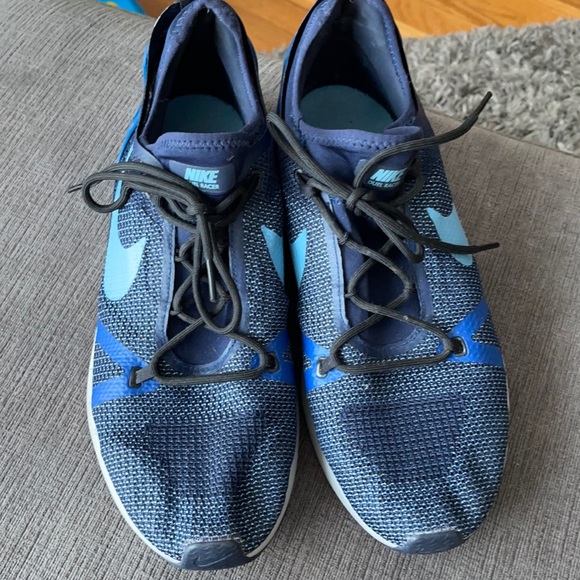 Never worn- Nike Dual Racer - Picture 2 of 4
